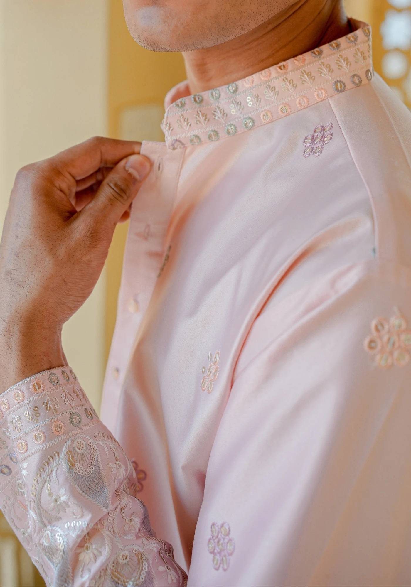 Light Pink Nazakat Noorbuti Embroidered Kurta - view 2