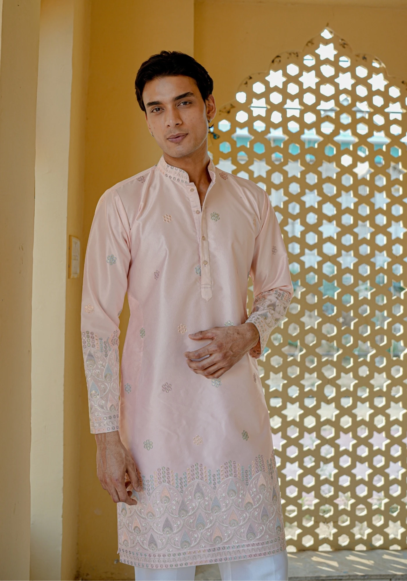 Light Pink Nazakat Noorbuti Embroidered Kurta - view 5