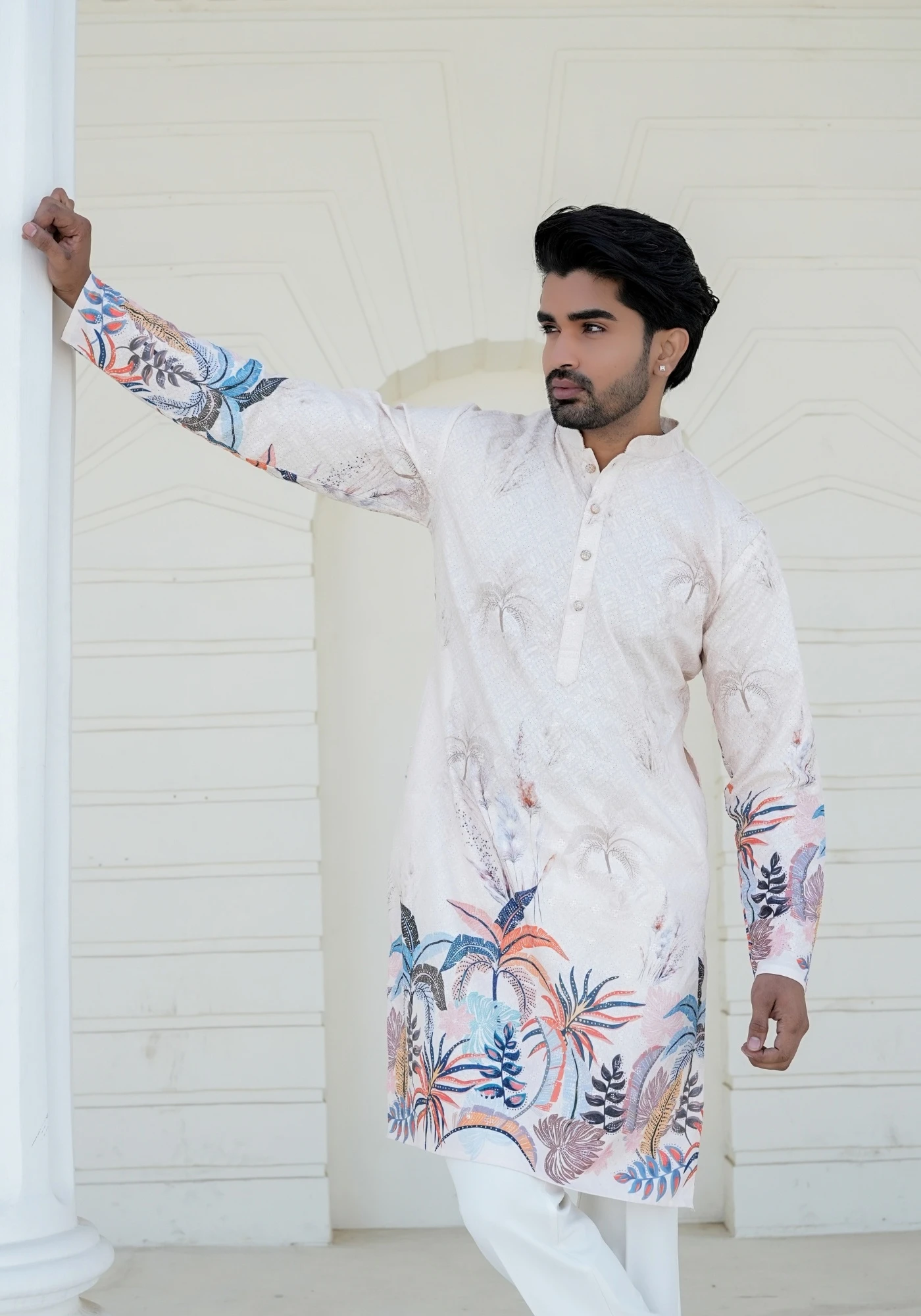 Off White Gulnaar Vanraaj Printed Kurta - view 1