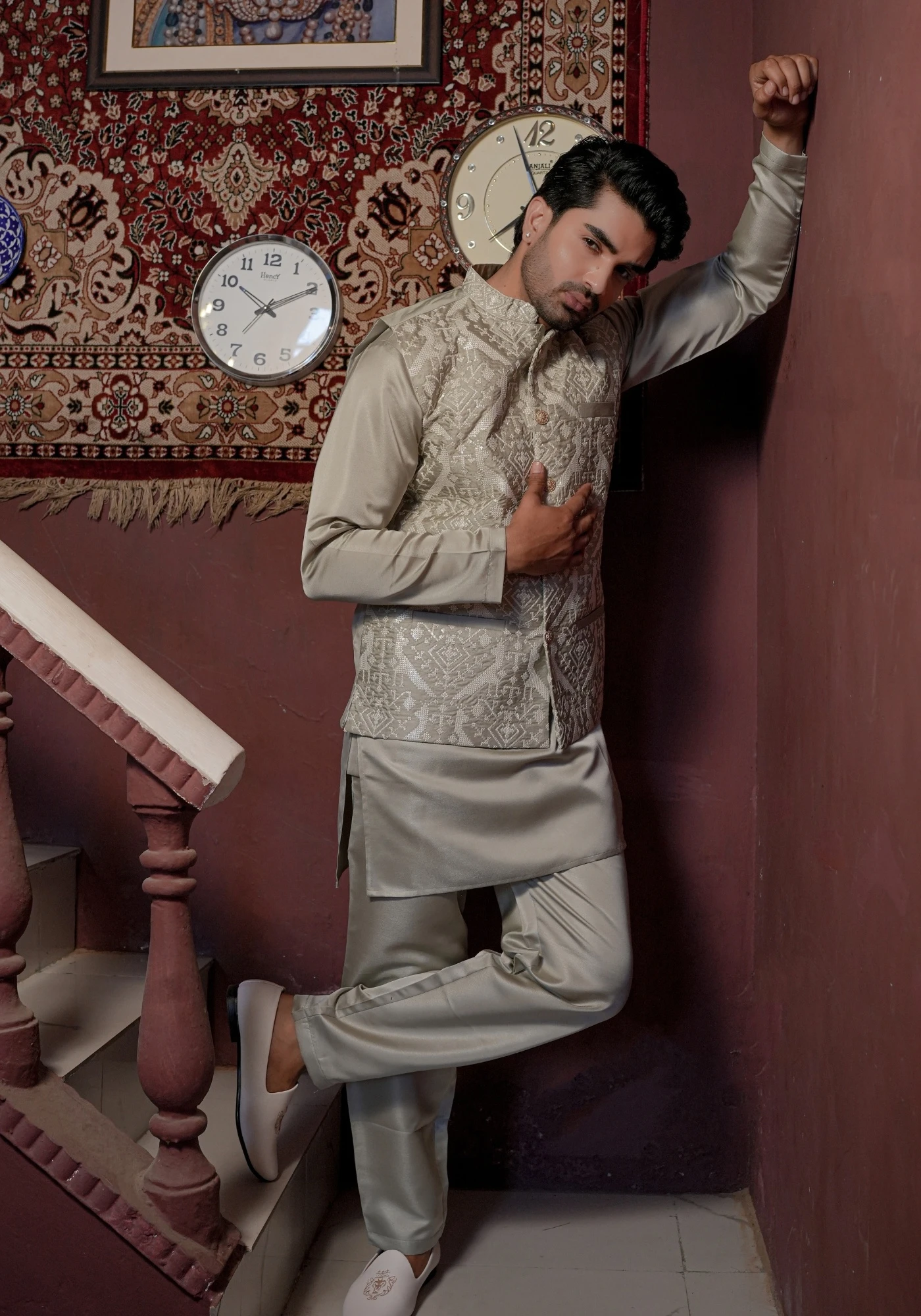 Pista Riwaayat Marbelle Textured Embroidered Koti Kurta Pant Set - view 5