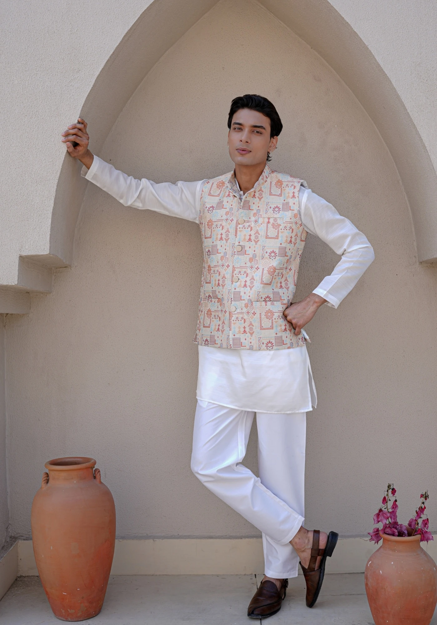 Heritage Peach Riwaayat Woven Koti with Kurta - view 5