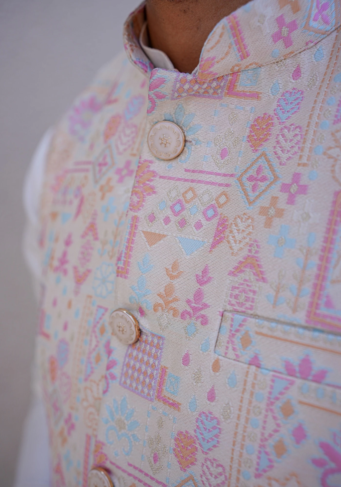 Heritage Pastel Riwaayat Woven Koti with Kurta - view 2