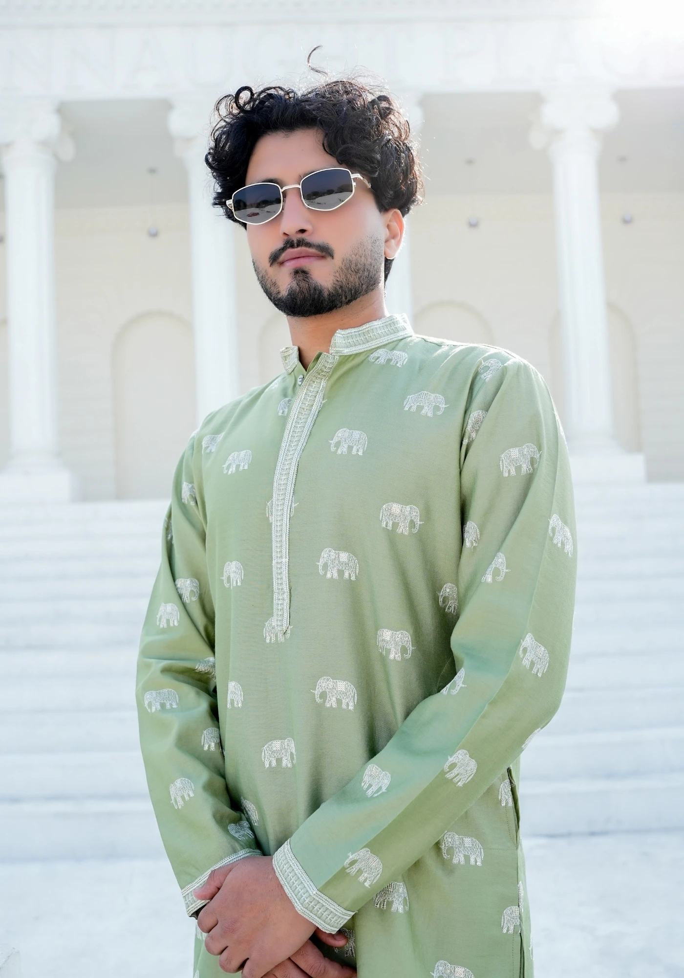 Sage Green Raang Katha Gajrekha Embroidered Kurta - view 2