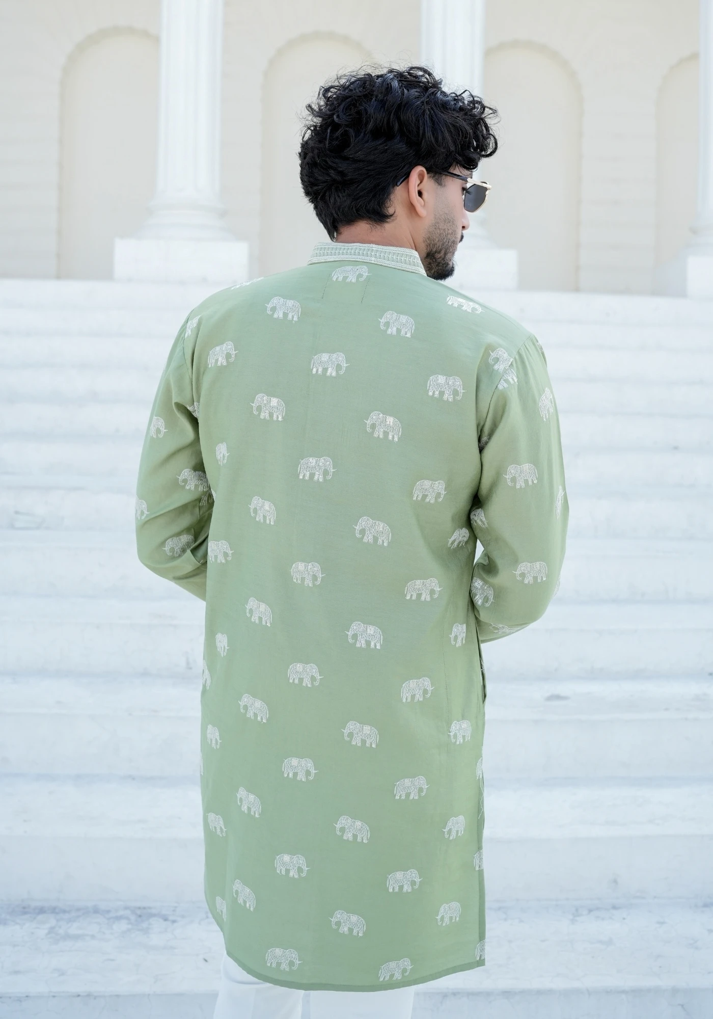 Sage Green Raang Katha Gajrekha Embroidered Kurta - view 3
