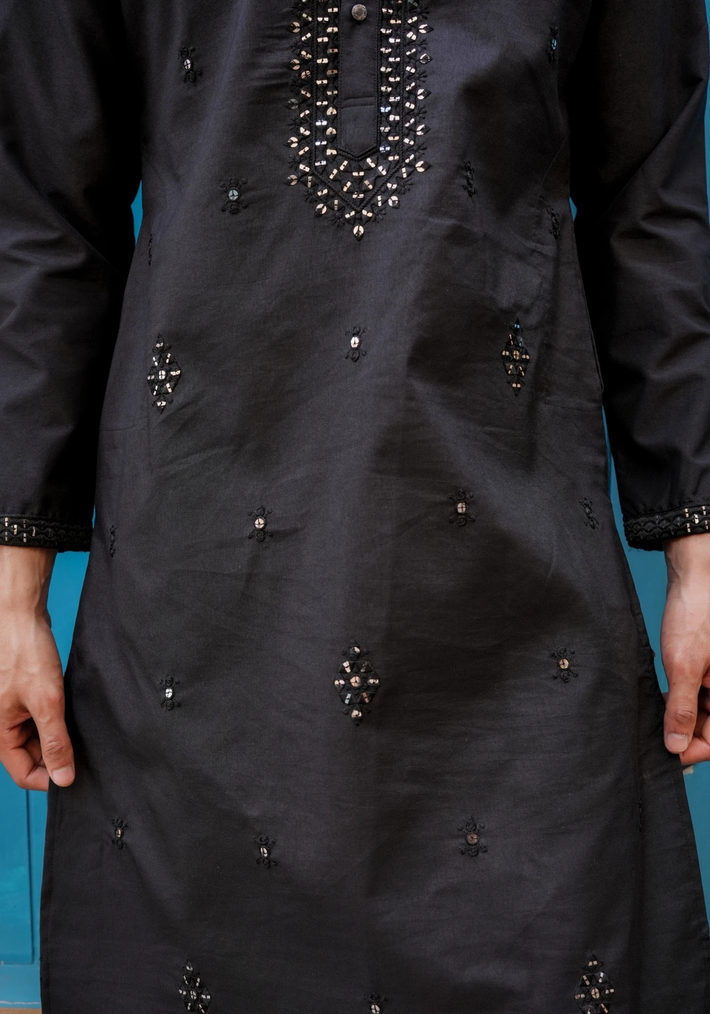 Black Gulnaar Nakshatra Embellished Kurta - view 3