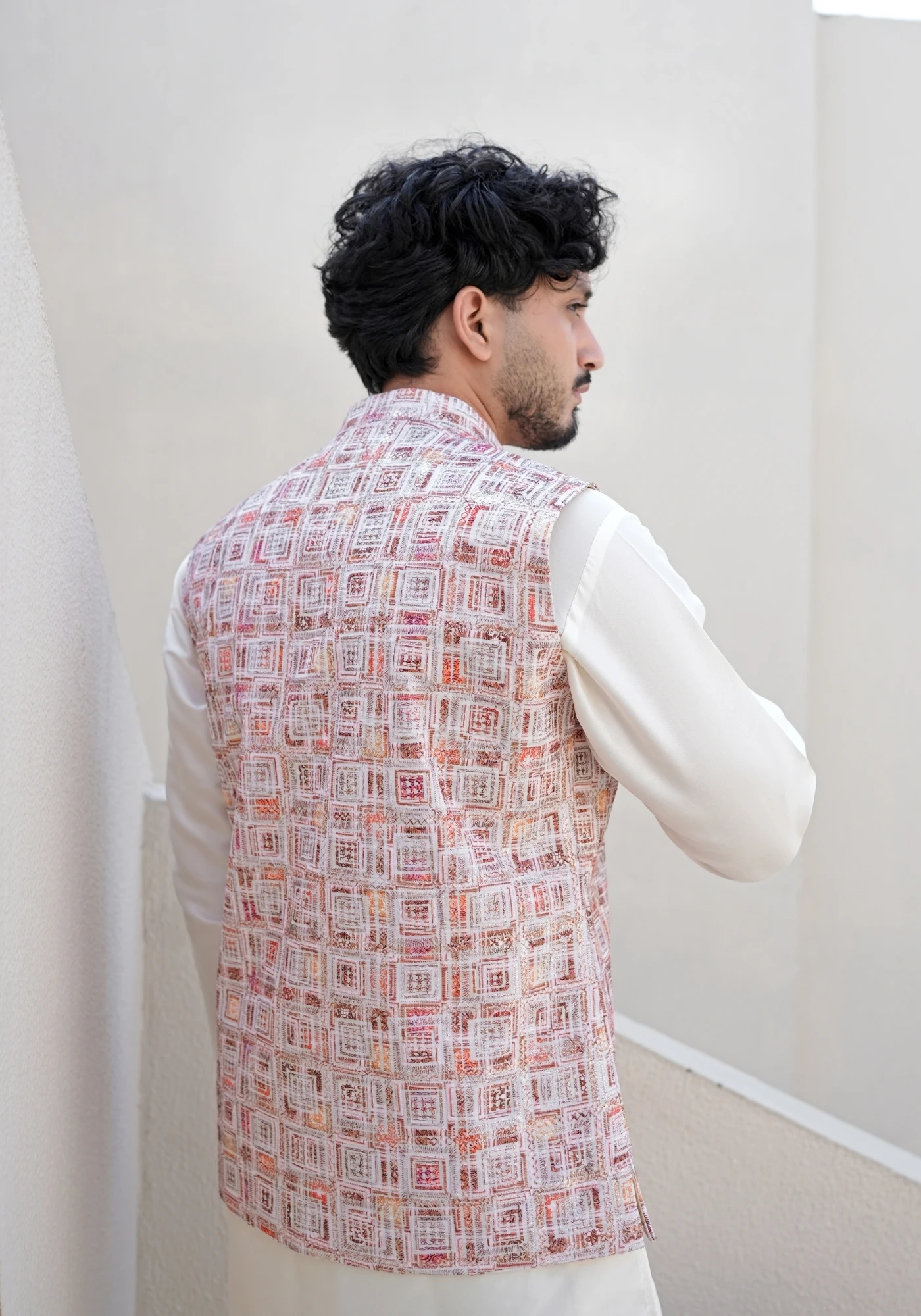 Blush Riwaayat Gulchowk Woven Koti Kurta Pant Set - view 3