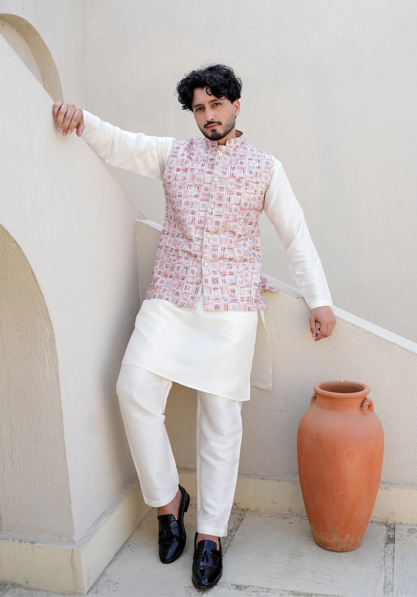 Blush Riwaayat Gulchowk Woven Koti Kurta Pant Set - view 5