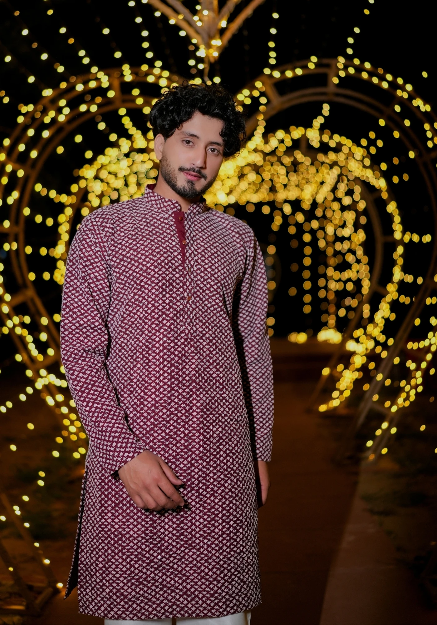 Maroon Gulzar Naqsh Embroidered Kurta - view 1