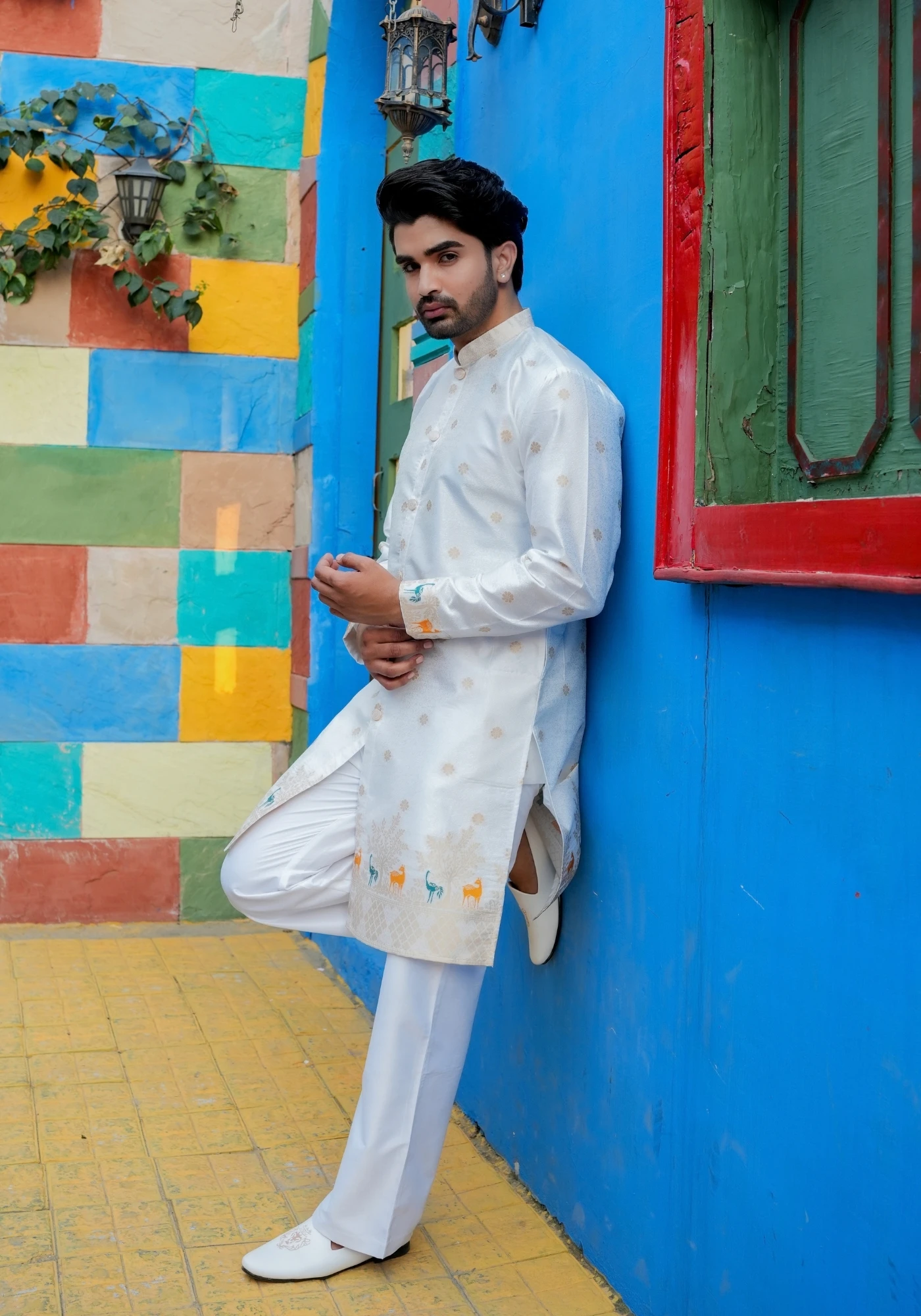 Ivory Bunaavat Pashu Baagh Jacquard Front Open Kurta - view 5