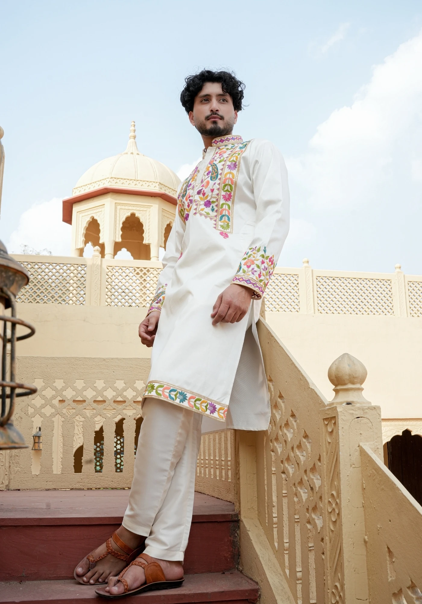 Off White Gulnaar Rangphool Embroidered Kurta - view 5