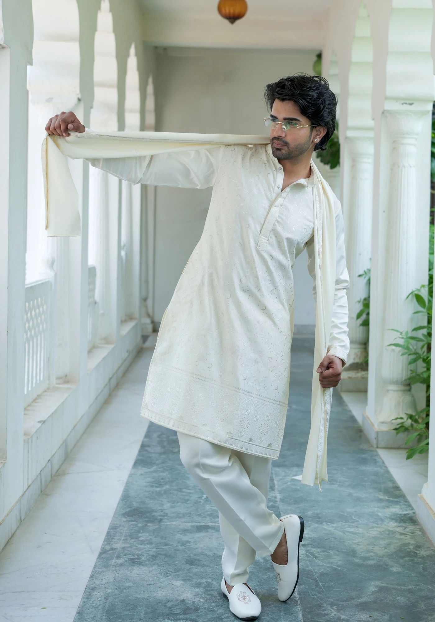 Ivory Noorjaal Chandni Embroidered Kurta Pant with Dupatta - view 6