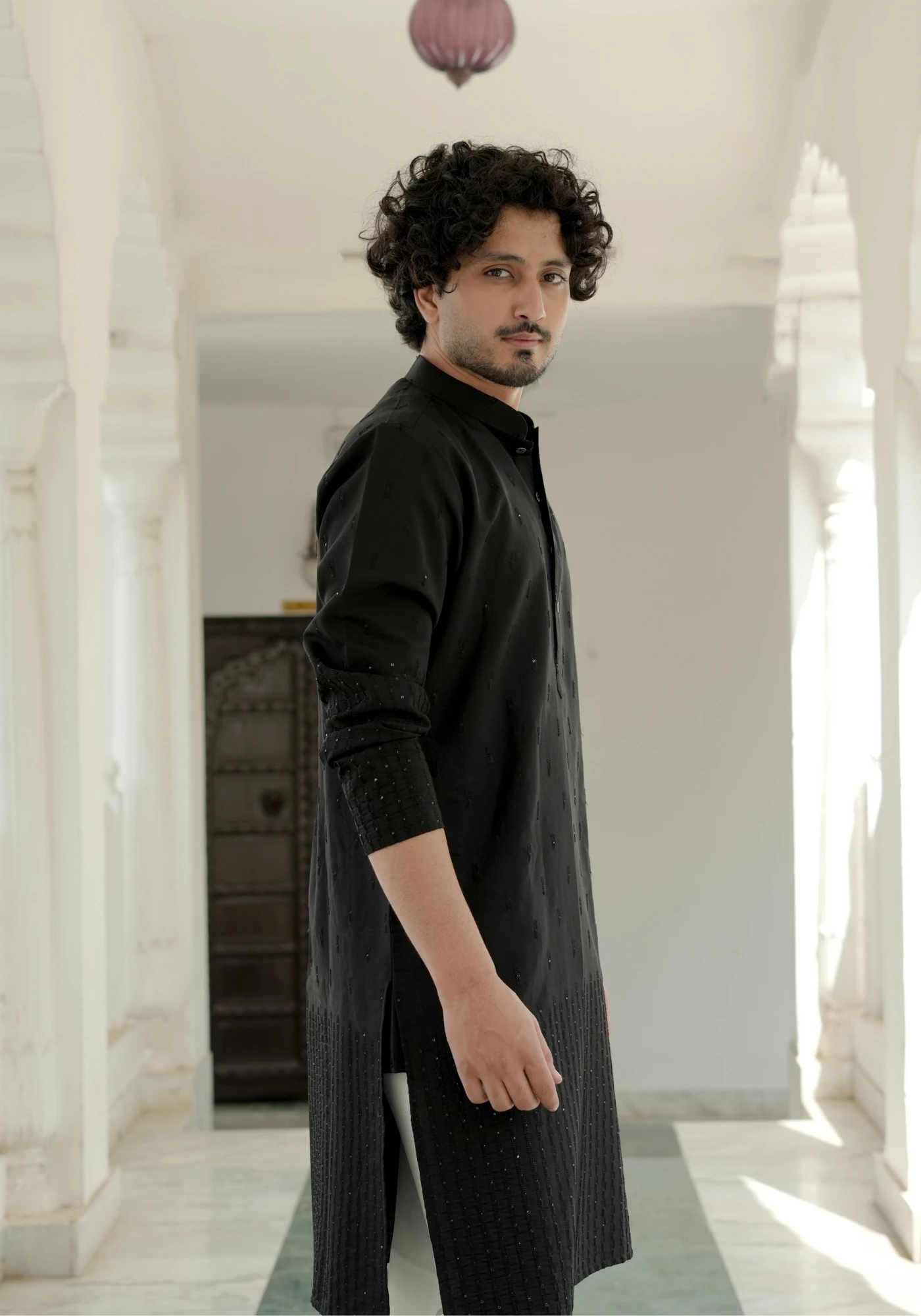 Midnight Black Nazakat Sutra Embroidered Kurta - view 5
