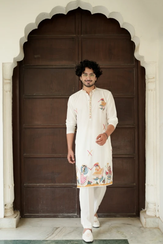Off White Riwaayat Rangmahal Navratri Embroidered Kurta