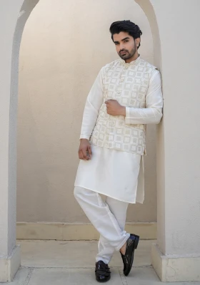 Cream Riwaayat Gulchowk Woven Koti Kurta Pant Set - Cream